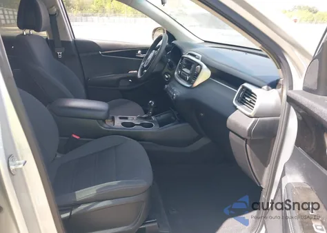 2016 Kia Sorento 2.4L L from USA, damaged, VIN 5XYPG4A3XGG097285